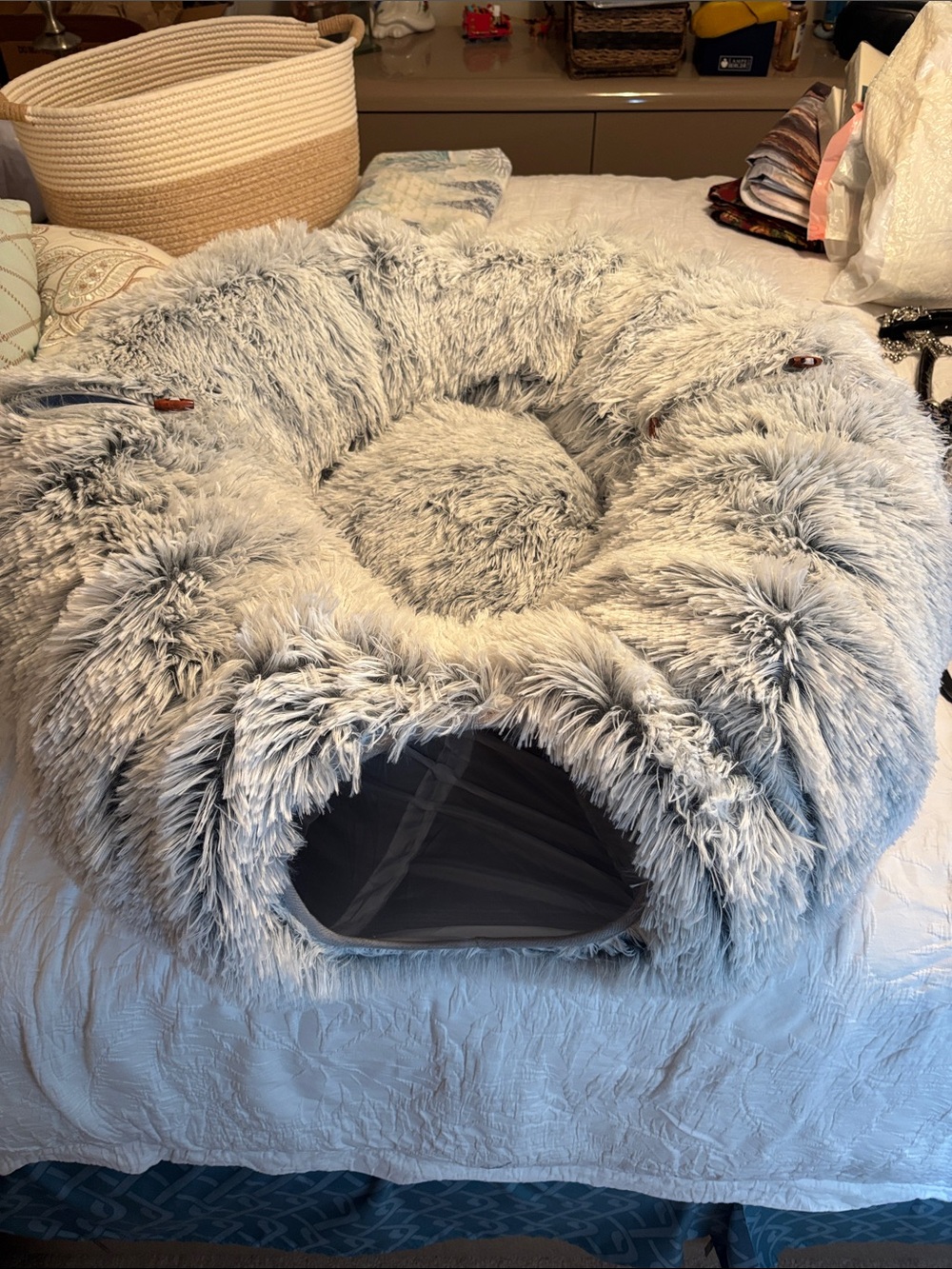 Plush Faux Fur Round Tunnel Pet Bed in Light Gray